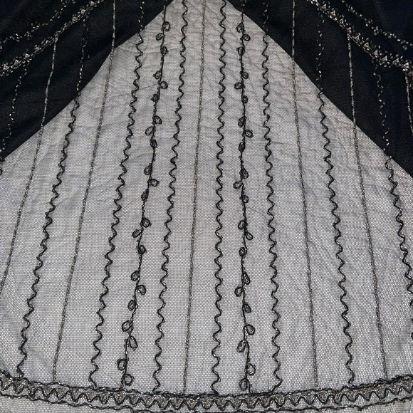 Black/Sheer Top - Picture 5 of 6